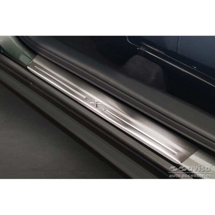 Edelstahl Einstiegsleisten passend für Toyota Aygo X 2022- 'Lines X' -  4-Teilig AutoStyle - #1 in auto-accessoires